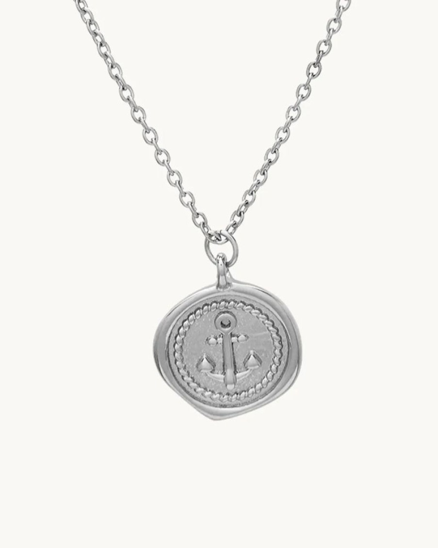 Joyas murona Minimalistas | Medalla Plateada Anchor