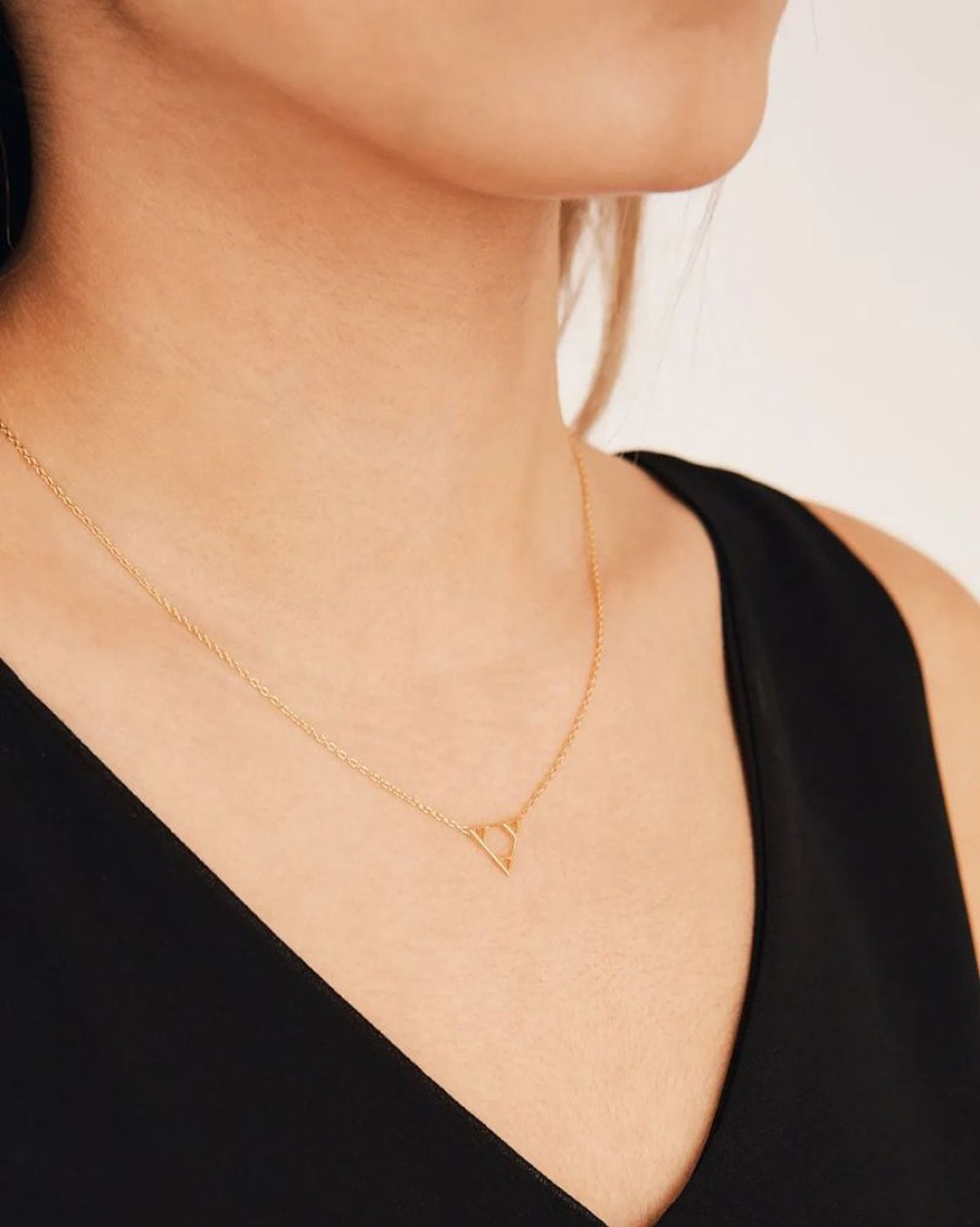 Joyas murona Minimalistas | Collar Triangulo Euclid